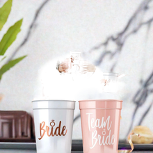 Cargar imagen en el visor de la galería, Vasos de plástico para bebidas para despedida de soltera y novia 
