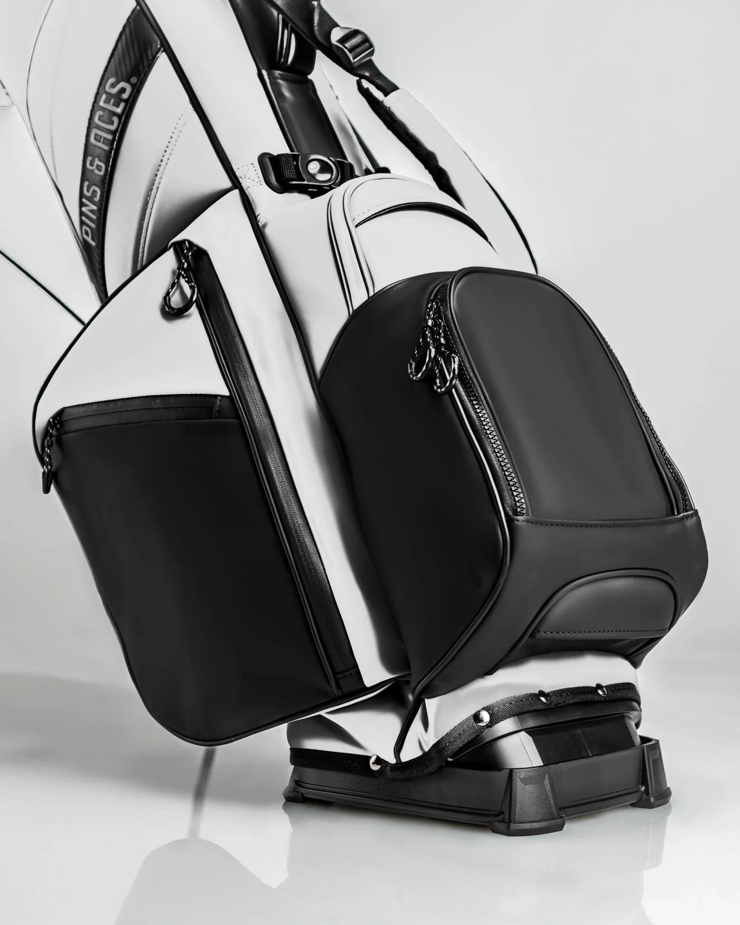 Player Preferred™ Golf Bag - Domino - ANKSO