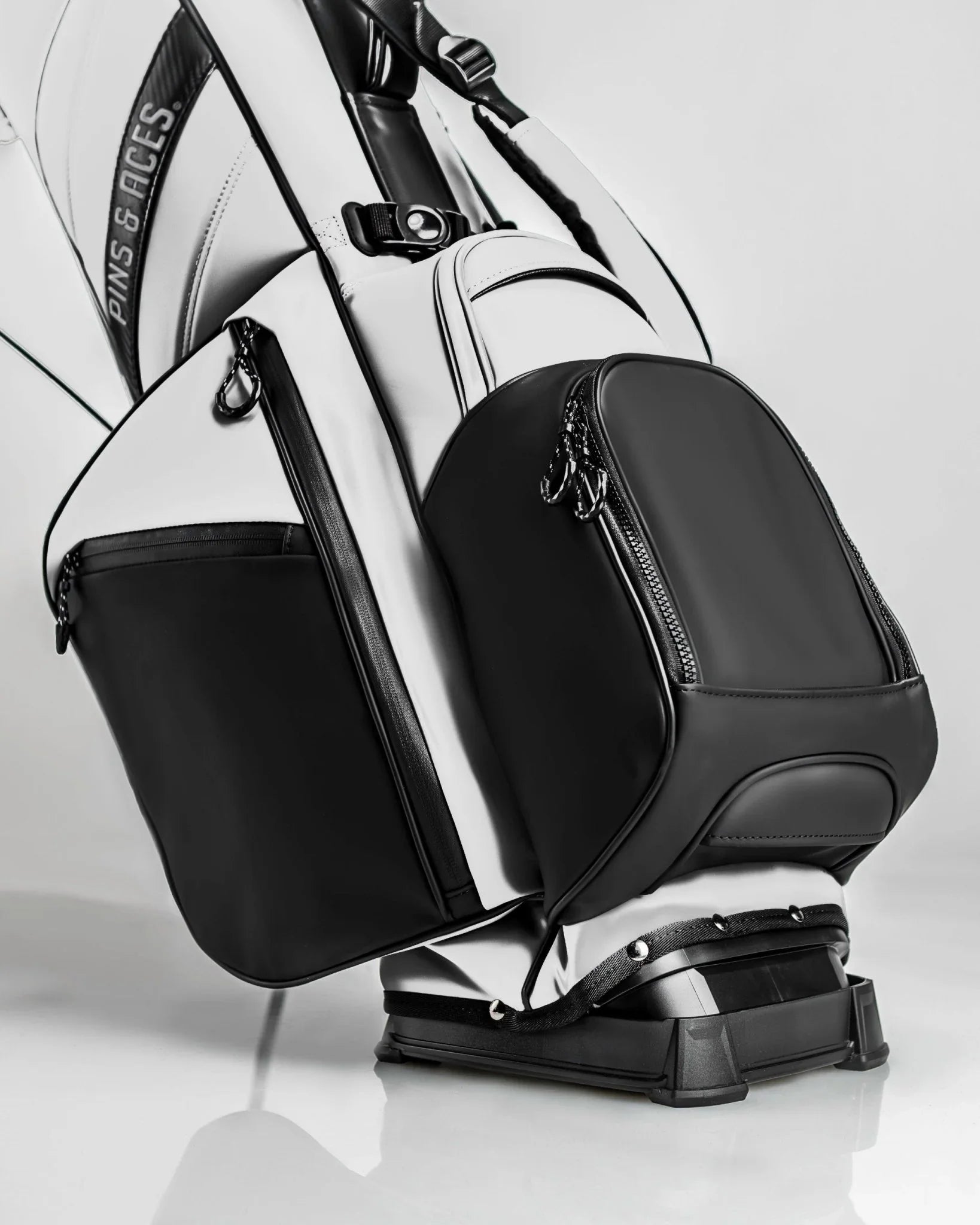 Player Preferred™ Golf Bag - Domino - ANKSO