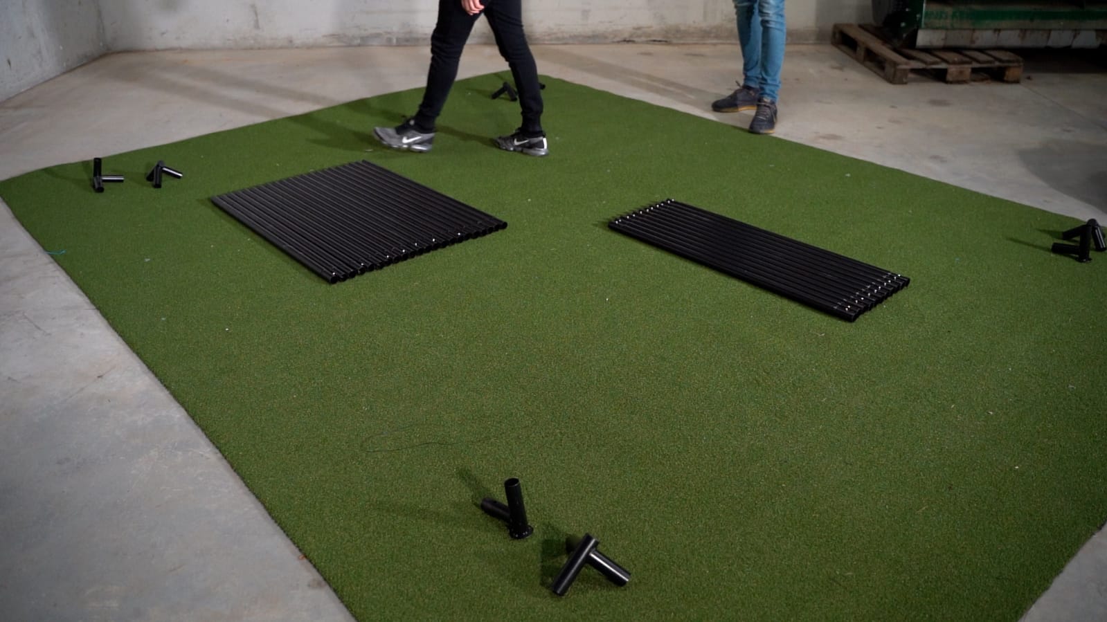 SimBox Golf Simulator Enclosure - 7 sizes, Pro + Impact Screen and Frame INCLUDES FREE SIDE BARRIERS - ANKSO®